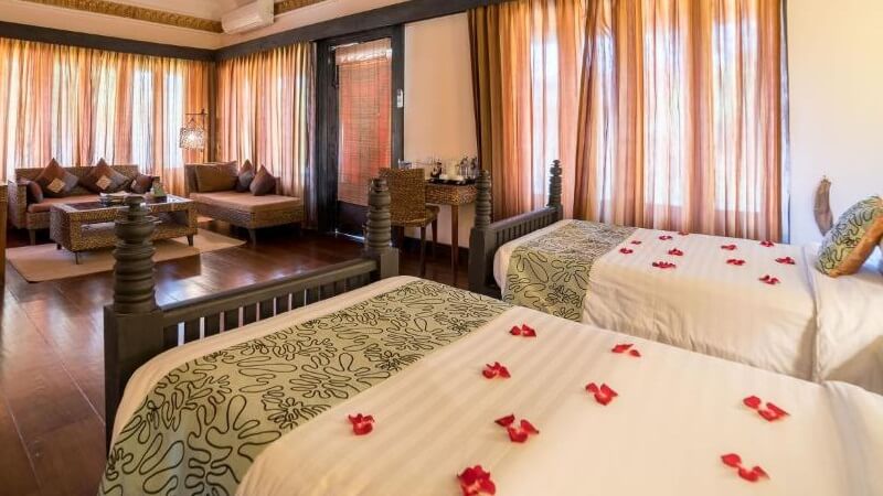 Jasmine Lake View Villa Twin