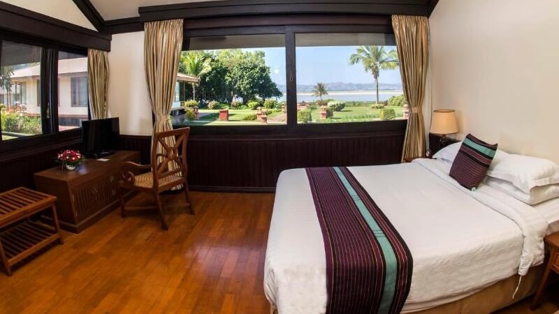 Deluxe Double Room with Garden View