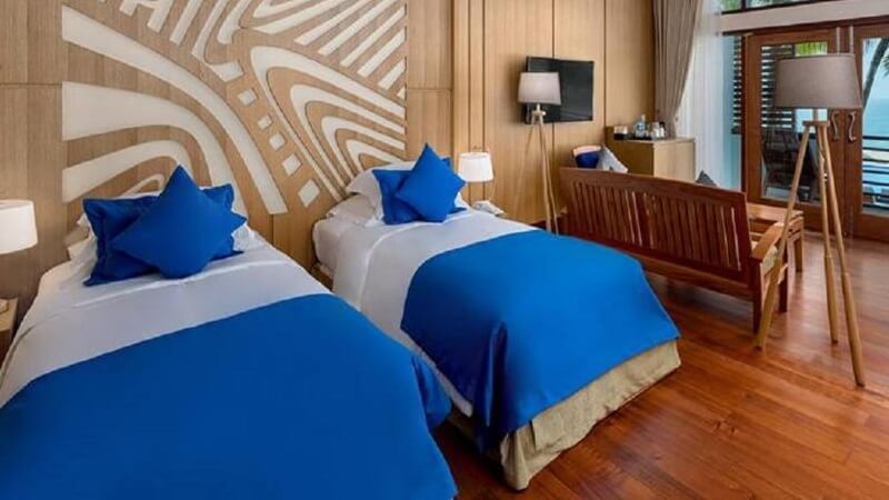 Junior Suite with Garden View