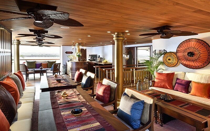 MINDOON AL FRESCO DINING