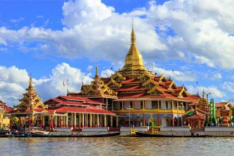 Visit Phaung Daw Oo Pagoda