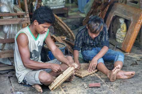 Craftsman in Yangon